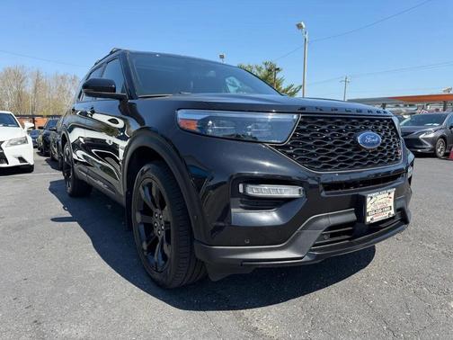 Agate Black Metallic 2022 Ford Explorer ST