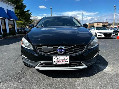 2017 Volvo V60 Cross Country T5