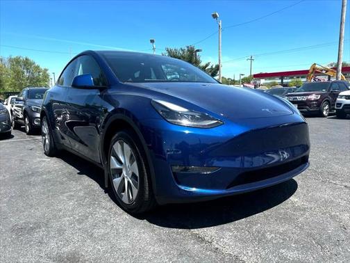 2024 Tesla Model Y Long Range Dual Motor All-Wheel Drive