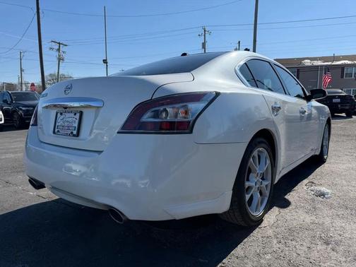 2014 Nissan Maxima SV