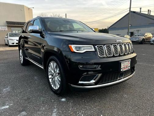 2018 Jeep Grand Cherokee Summit