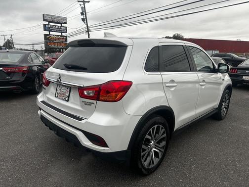 2018 Mitsubishi Outlander Sport 2.0 ES