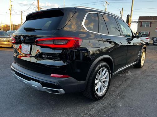 Jet Black 2019 BMW X5 xDrive40i