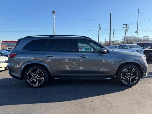 2022 Mercedes-Benz GLS 450 4MATIC