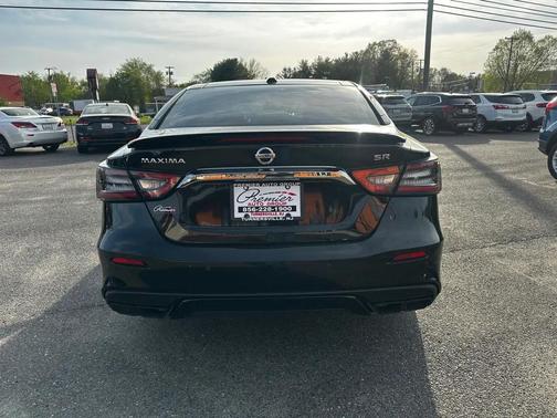 Super Black 2019 Nissan Maxima 3.5 SR