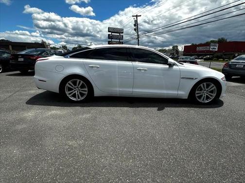 2014 Jaguar XJ XJL Portfolio