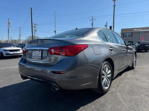 2015 INFINITI Q50 Base