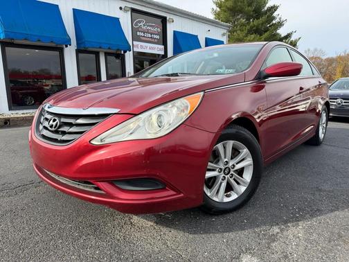 2013 Hyundai SONATA GLS
