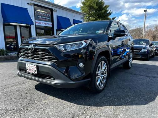 2020 Toyota RAV4 XLE Premium