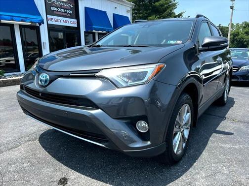 2018 Toyota RAV4 Hybrid SE