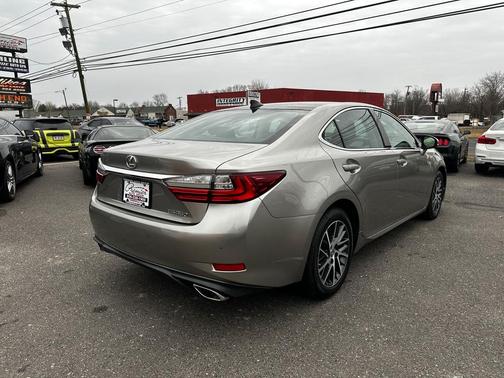 2018 Lexus ES 350 Base