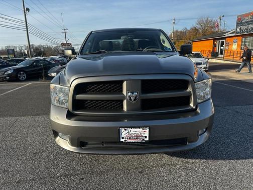 2012 RAM 1500 ST