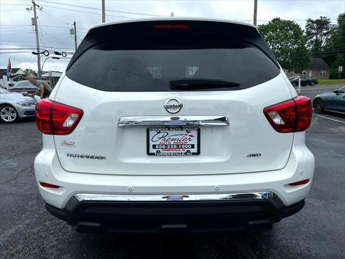 2019 Nissan Pathfinder S