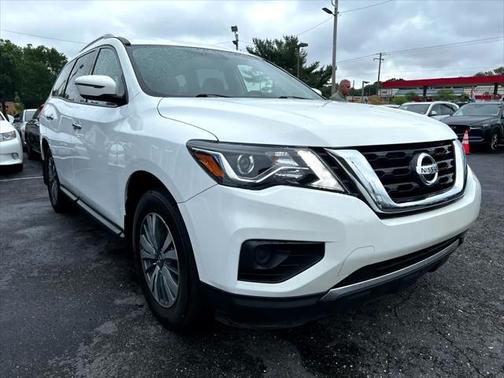 2019 Nissan Pathfinder S