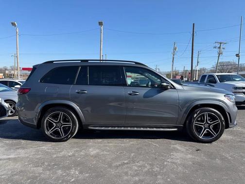 2022 Mercedes-Benz GLS 450 4MATIC