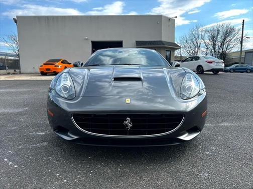 2012 Ferrari California Base