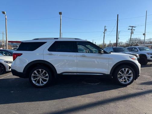 2022 Ford Explorer Platinum