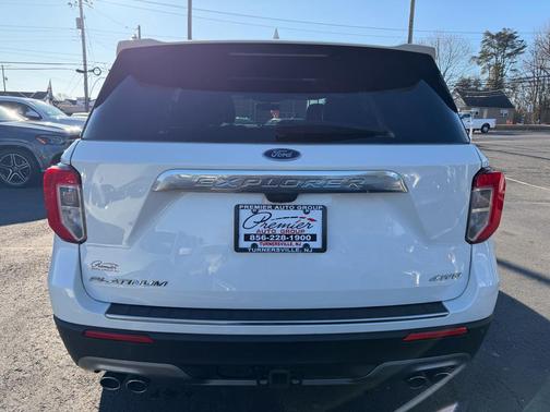2022 Ford Explorer Platinum
