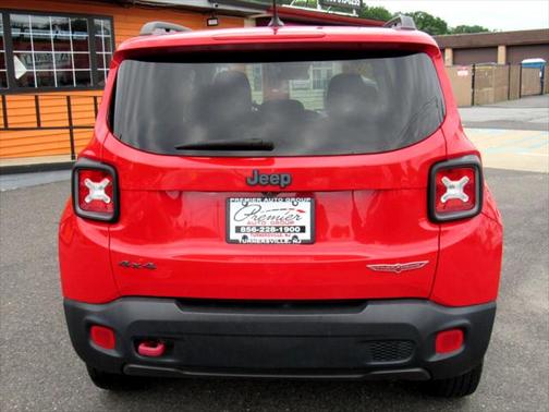 2016 Jeep Renegade Trailhawk