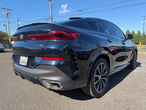 2021 BMW X6 xDrive40i