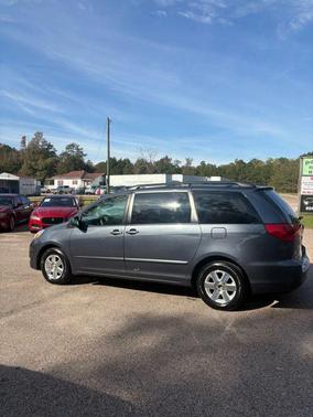 2009 Toyota Sienna CE