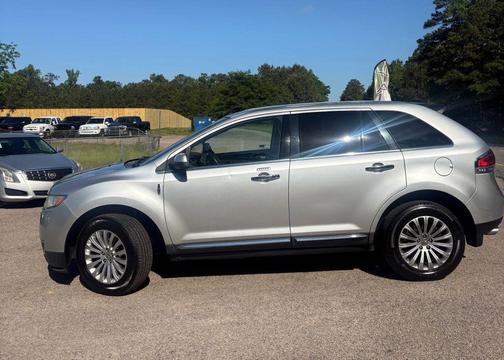 Ingot Silver Metallic 2013 Lincoln MKX Base