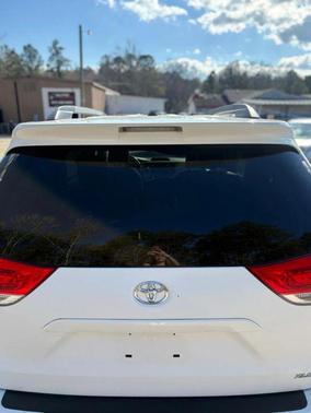 2011 Toyota Sienna XLE