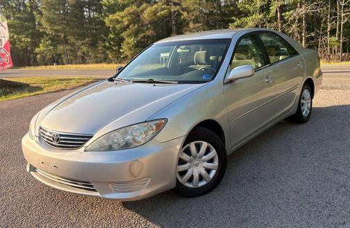 Lunar Mist Metallic 2006 Toyota Camry XLE