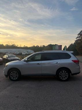 2013 Nissan Pathfinder SV
