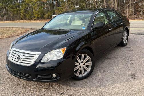 2010 Toyota Avalon XLS