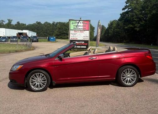 2012 Chrysler 200 Limited
