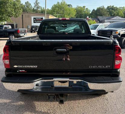 Black 2004 Chevrolet Silverado 1500 LS Extended Cab