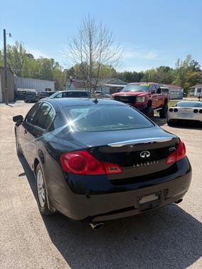 2009 INFINITI G37 x