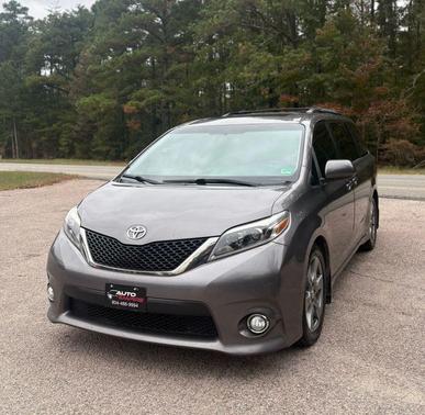 2017 Toyota Sienna SE