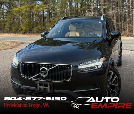 2017 Volvo XC90 T6 Momentum