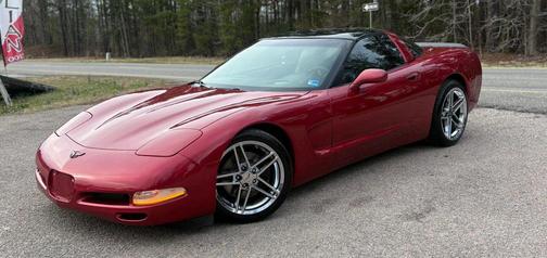 2001 Chevrolet Corvette Base