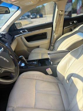 2014 Lincoln MKS Base