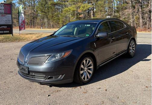 2014 Lincoln MKS Base