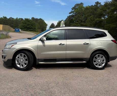 Gold 2014 Chevrolet Traverse 1LT