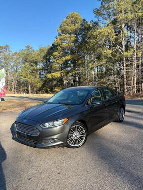 2015 Ford Fusion SE