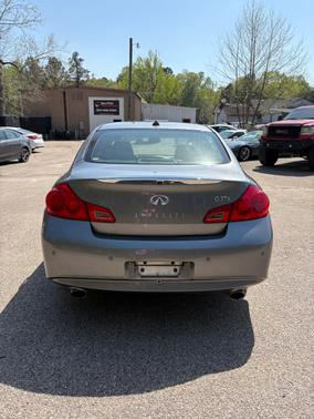 2013 INFINITI G37 x