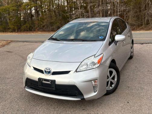 2014 Toyota Prius Three