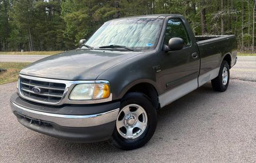 Gray 2003 Ford F-150 XL