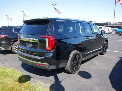 2021 GMC Yukon XL SLT