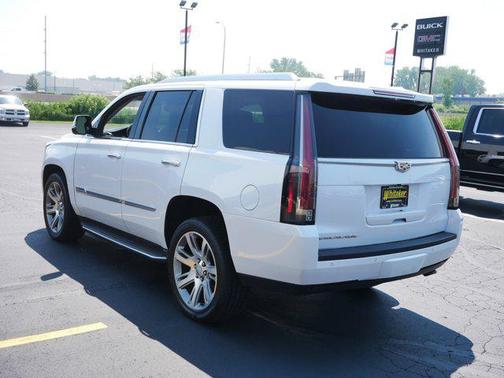 2016 Cadillac Escalade Luxury