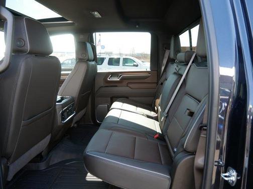 2025 GMC Sierra 3500 Denali