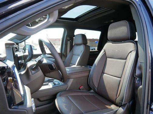 2025 GMC Sierra 3500 Denali