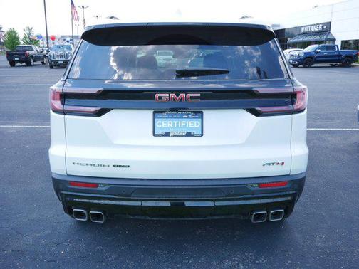 2024 GMC Acadia AWD AT4