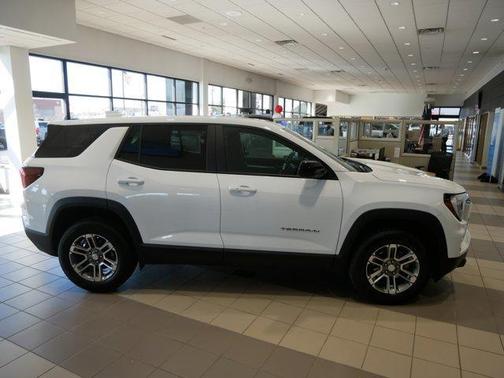 2025 GMC Terrain AWD Elevation