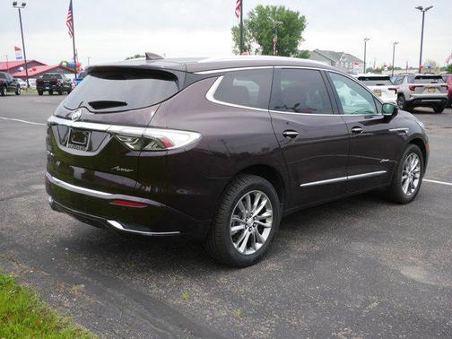 2022 Buick Enclave AWD Avenir